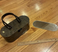 Vintage 1950s 60s WILARDY LUCITE BOX PURSE - WITH ORIGINAL MIRROR EAUTIFUL LOOK!