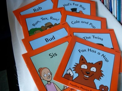 Frontline Phonics Readers Series B Set 1 Complete 10 Book Set (Frontline Pho...