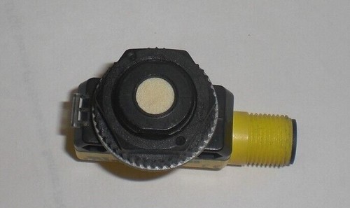 BANNER QS18UPAQ8 ULTRASONIC SENSOR, M12 CONNECTOR,50mm-600mm RANGE - Picture 1 of 2