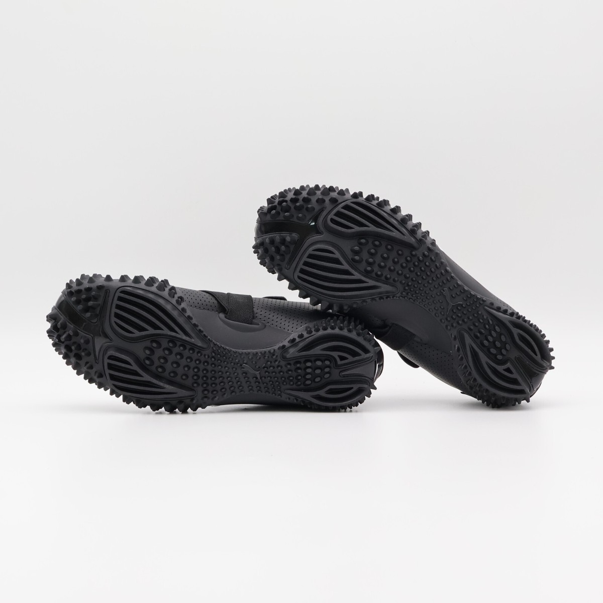 PUMA/プーマ/MOSTRO PERF 397331-02 Puma Mostro Perf Color Puma Black-Puma White 397331-02