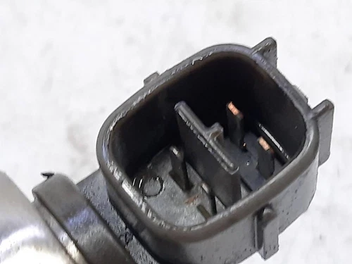 8972391617 Inyector para OPEL VECTRA C BERLINA GTS 2004 7482437 - Imagen 3 de 8