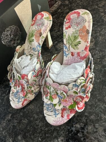 Vince Camuto Palexa Mule High Heelsz Floral Design Size Women’s 8 Med. NWB - Picture 3 of 8