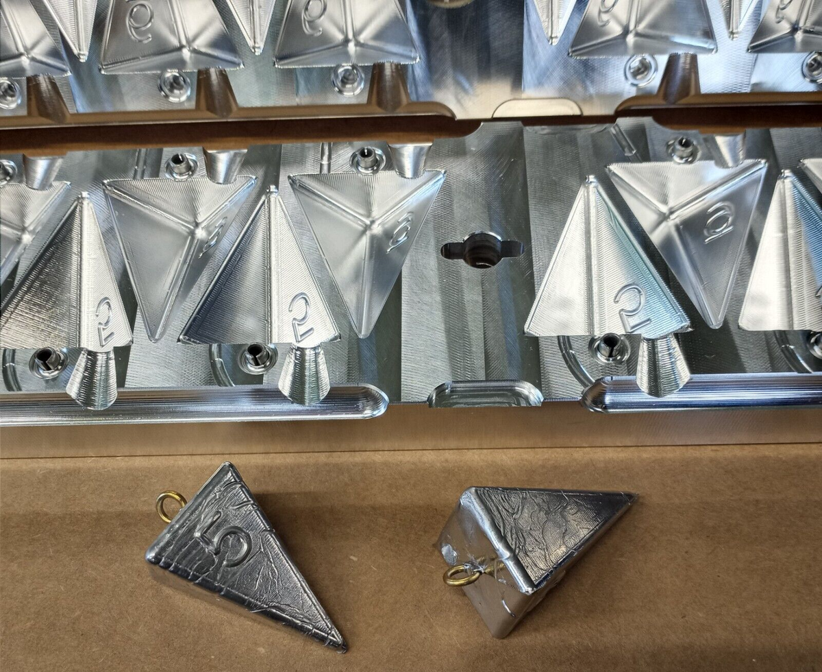 oz and oz Combo Pyramid Sinker Production Mold 14 cavity