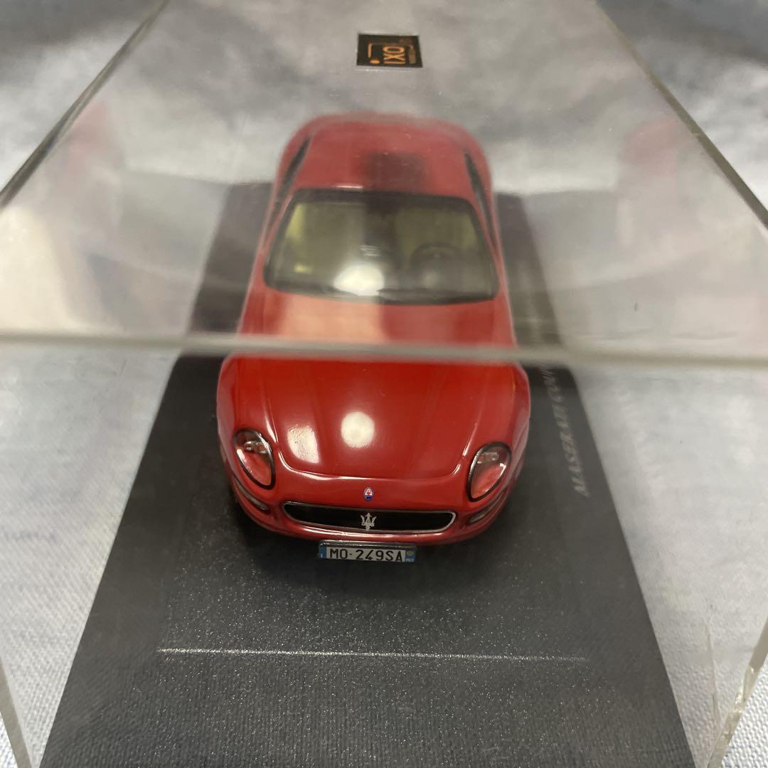 Miniature Maserati Coupé Cambiocorsa – IXO 1/43 – Rouge – Collection Neuve Sous Boîte
