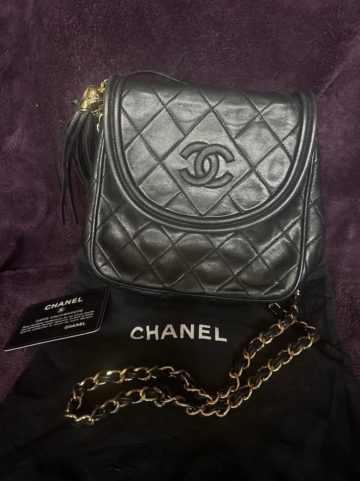 CHANEL Vintage Diamond CC Round Flap Bag Lambskin Small