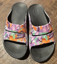 🩴 OOFOS OOahh Recovery Slide Sandals Black Abstract Print Women’s 8 Men’s 6 🌿