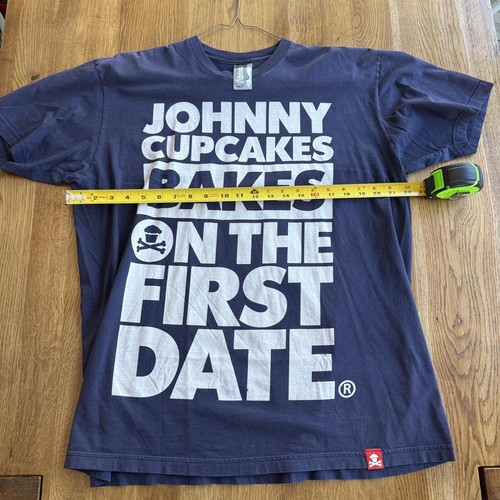 Johnny Cupcakes Bakes On The First Date T-Shirt Size XL - Picture 2 of 3
