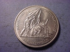 East Germany 10 Mark 1972 Buchenwald Memorial #100436