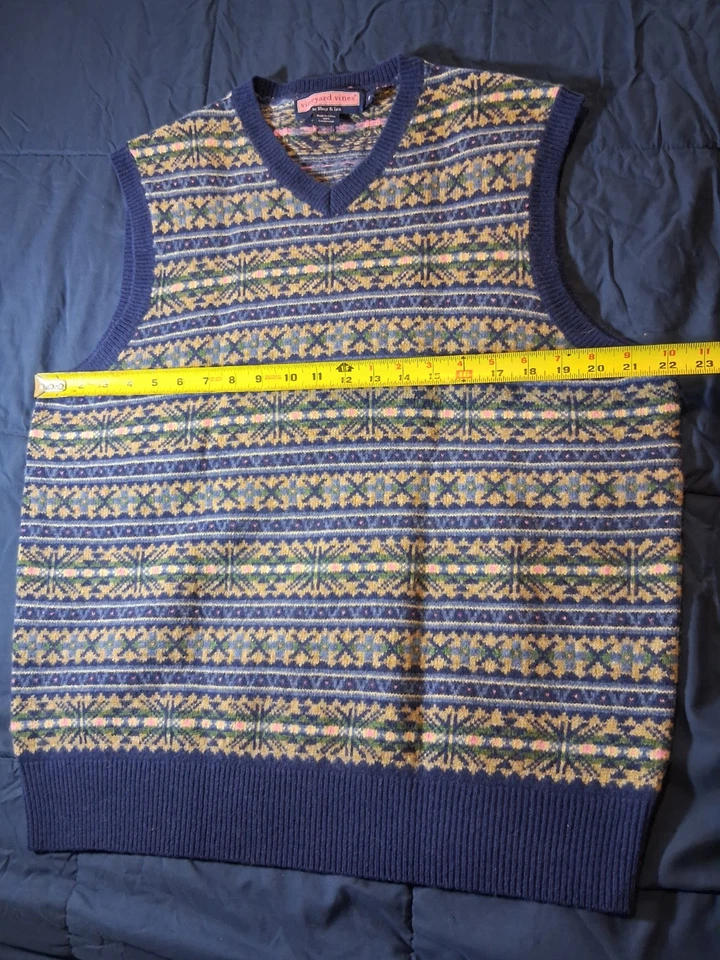Men’s Vineyard Vines Sweater Vest Fair Isle Size Medium 100% Lambswool - Image 2 of 4