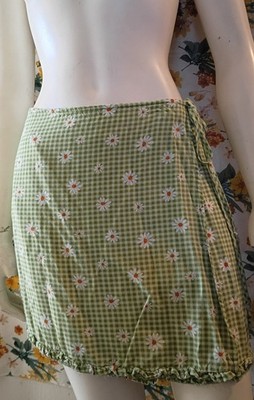 90's style Y2K Live To Be Spoiled Women's Green Daisy Pattern Wrap Skirt