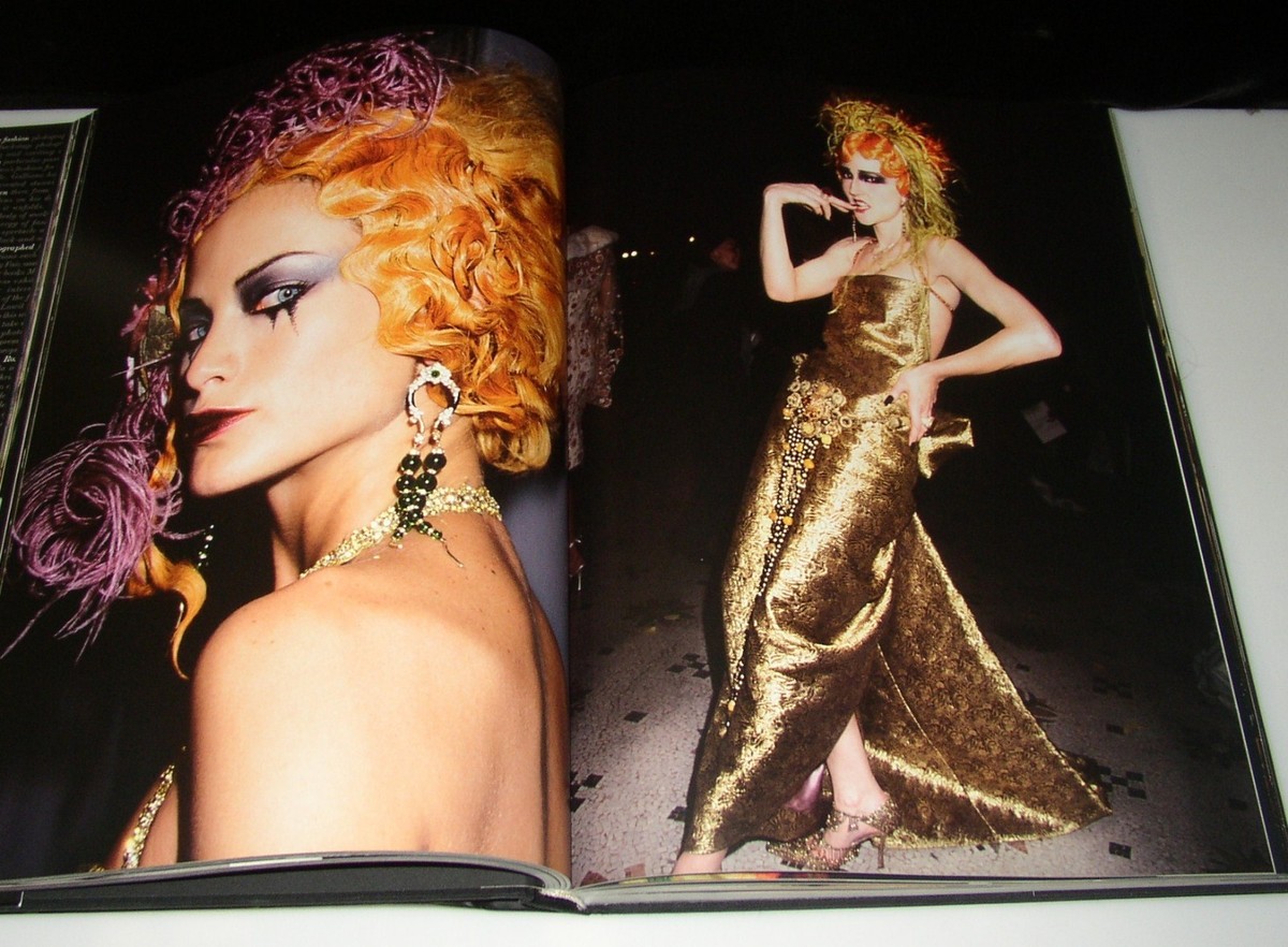 BACKSTAGE (CHRISTIAN) DIOR BOOK JOHN GALLIANO ROXANNE LOWIT