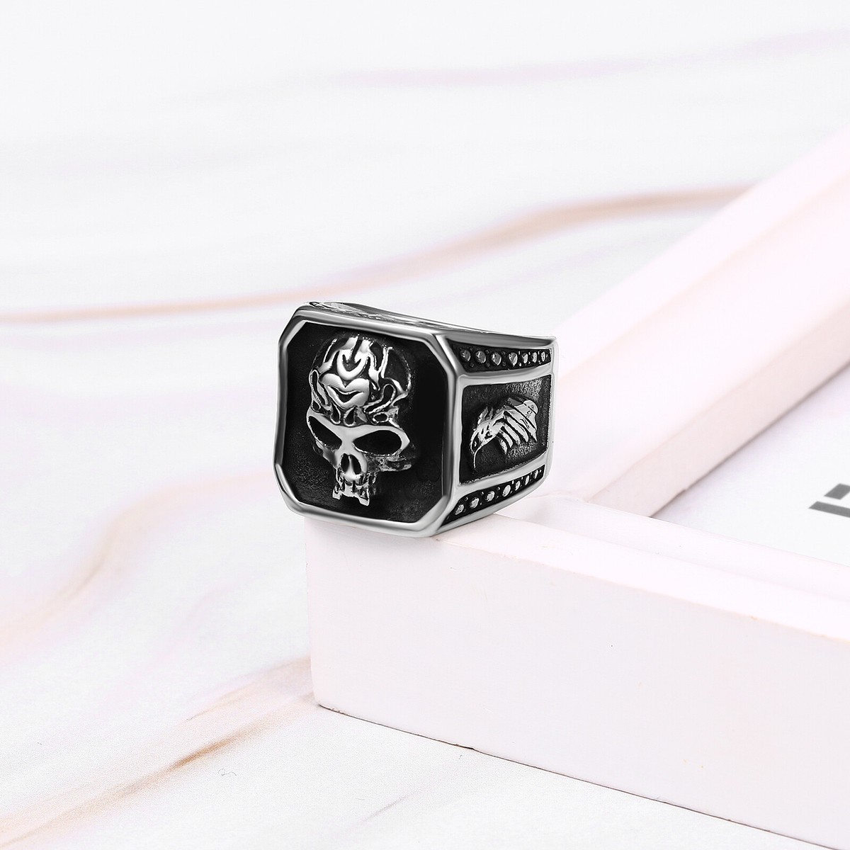 Men's Vintage Stainless Steel Square Skull Ring Gothic Hawk Eagle