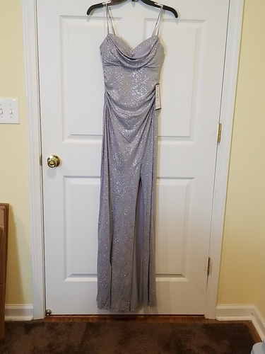 NWT Emerald Sundae Womens Juniors Glitter Draped Front Gown ~ Silver Small