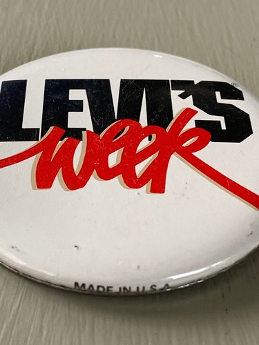 Vintage Levi's Week Pinback Button Advertising for Denim Jeans Employee Flash - Picture 2 of 3