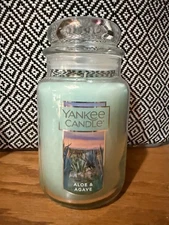 Yankee Candle Large Candle Jar 22OZ (MULTIPLE SCENTS)