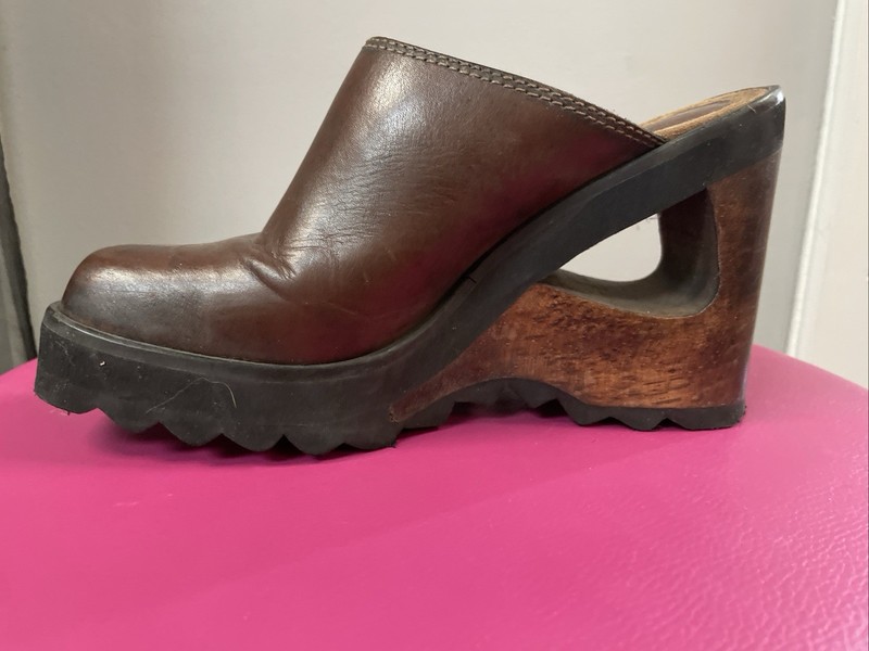 Vintage 90s Bongo Chunky Wood Platform Mules Clogs Leather Sz 6 Carved Out Rare!
