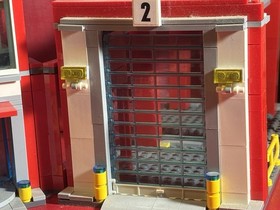 Lego City Fire Station 60110 Incomplete Build Only.