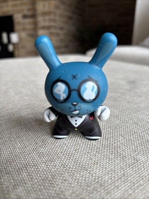 Kidrobot Dunny Evolved Starry Eyed Shy Blue Wolf 3'' Vinyl Figure Phase 1 Kronk