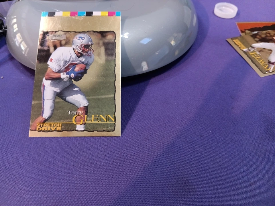 1996 TERRY GLENN PRO LINE STRETCH DRIVE GOLD SILVER FOIL SIGNATURE ERROR PROOF - Image 2 of 4