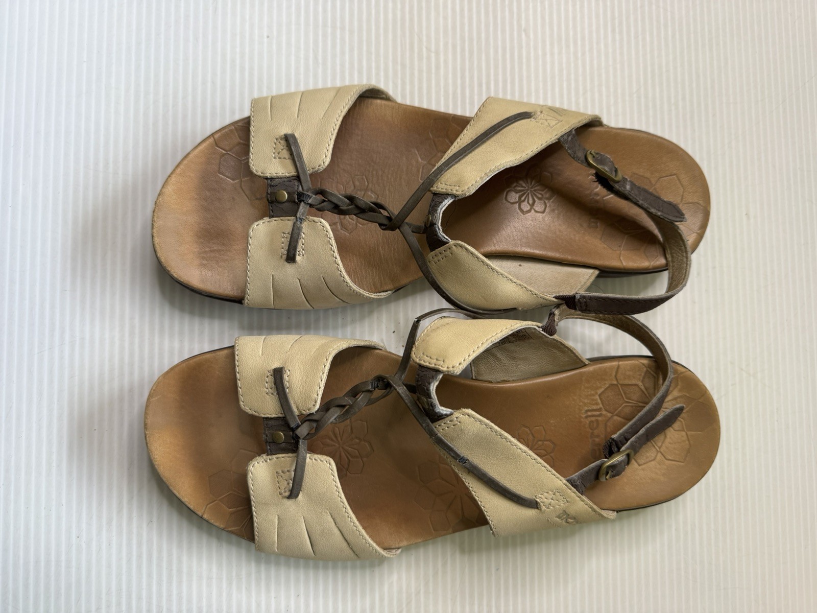 Merrell Micca Sandals Shoes Womens 9 Sliver Lining Ivory Leather Slingback GUC