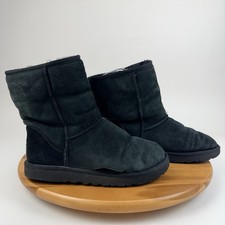 Womens Ugg Classic Short II Black Shearling Lined Comfort Boots Size 8 M GUC
