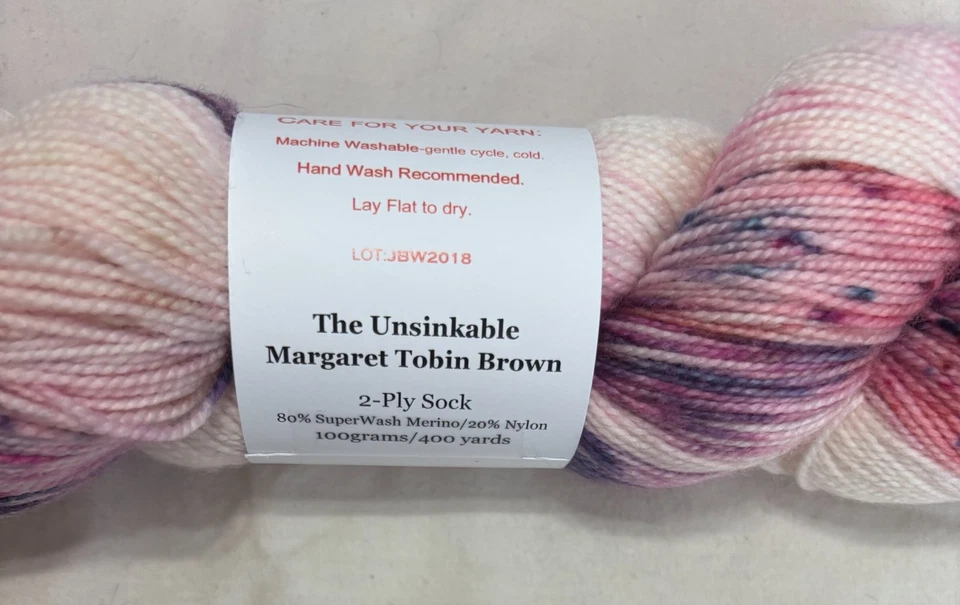 Calcetín de 2 capas Twisted Owl Fiber Studio "The Unsumergible Margaret Tobin Brown" 80/20 Foto 2 de 2