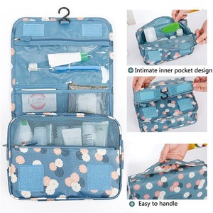 hanging waterproof toiletry bag