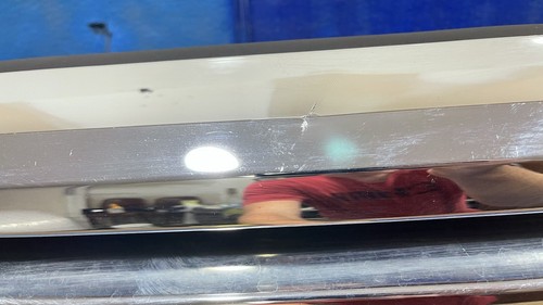 2019 2020 2021 GMC Sierra 1500 SLE Front Grille Assembly - Picture 6 of 12