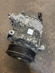 VW Golf Plus 1.4 FSI BJ 2006 Klimakompressor 1K0820803P