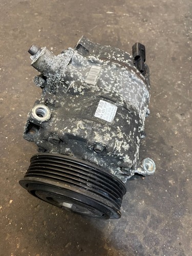 VW Golf Plus 1.4 FSI BJ 2006 Klimakompressor 1K0820803P