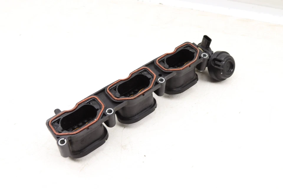 AUDI Q7 2010-2015 3,0 L - Colector de admisión inferior izquierdo carcasa de distribución de aire Foto 3 de 4