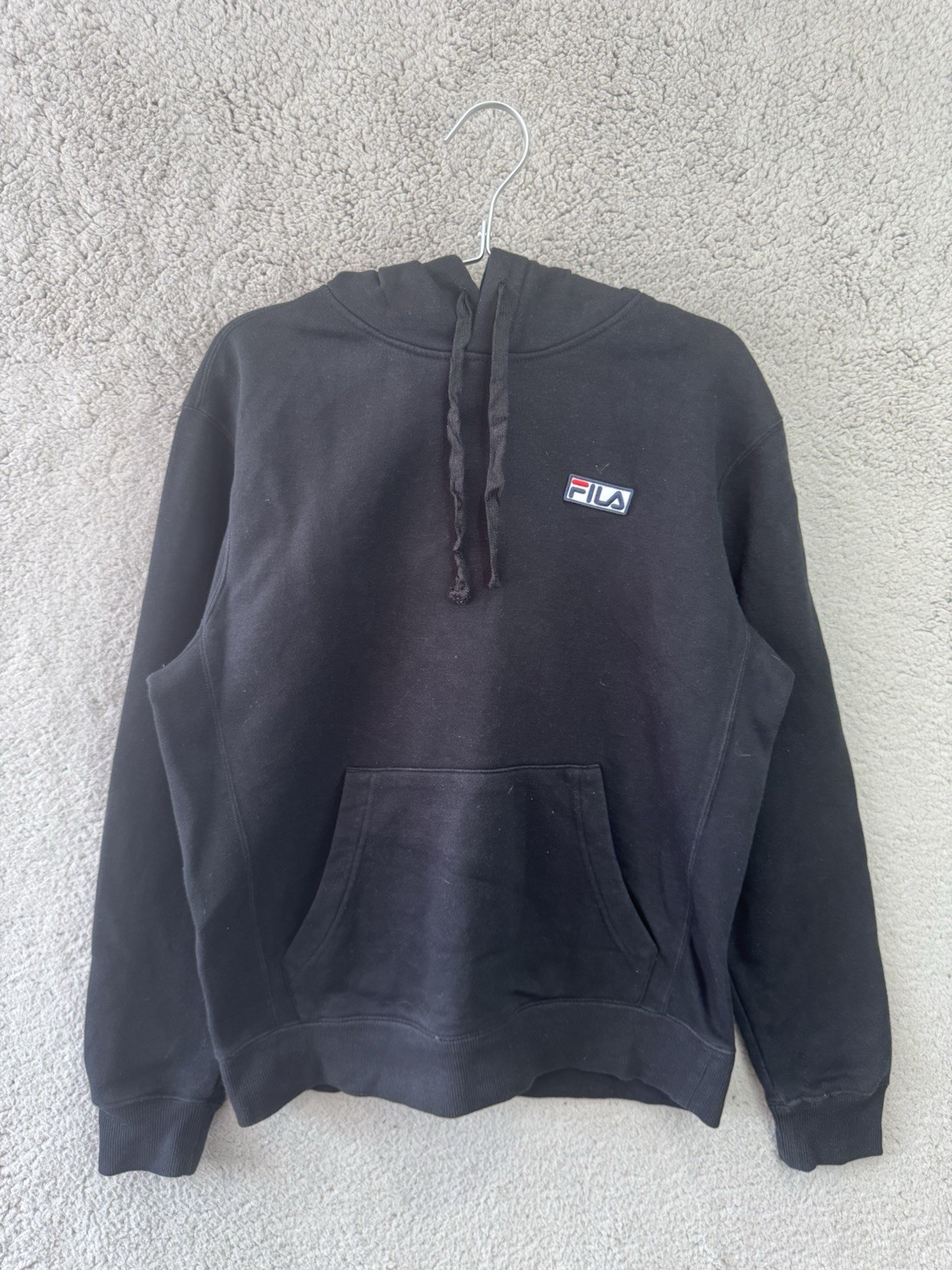 Felpa con cappuccio uomo Fila piccola nera logo ricamato pullover