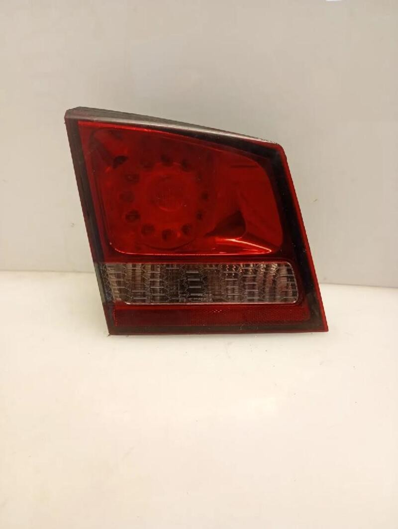 K68078517AE FARO POSTERIORE INT. SINISTRO FIAT FREEMONT (24) 2.0 Mjt (103Kw) SUV