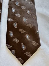 Wembley Men's Tie Brown paisley 57  