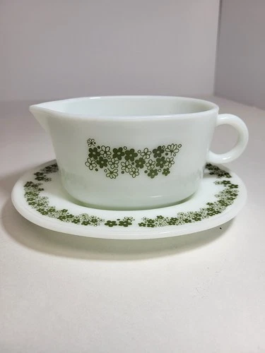 Vintage Pyrex 77-B  77-U Crazy Daisy Flower Gravy Boat Saucer Plate Set VTG