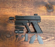 Peacemaker cosplay Gun Helldivers 2