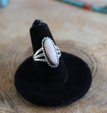 Mother of Pearl Sterling Silver Oval Ring 7 Navajo