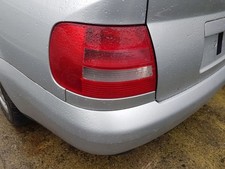 Rückfahrleuchte Rückleuchte links mit Lampenträger AUDI A4 (8D2, B5) 1.9 TDI
