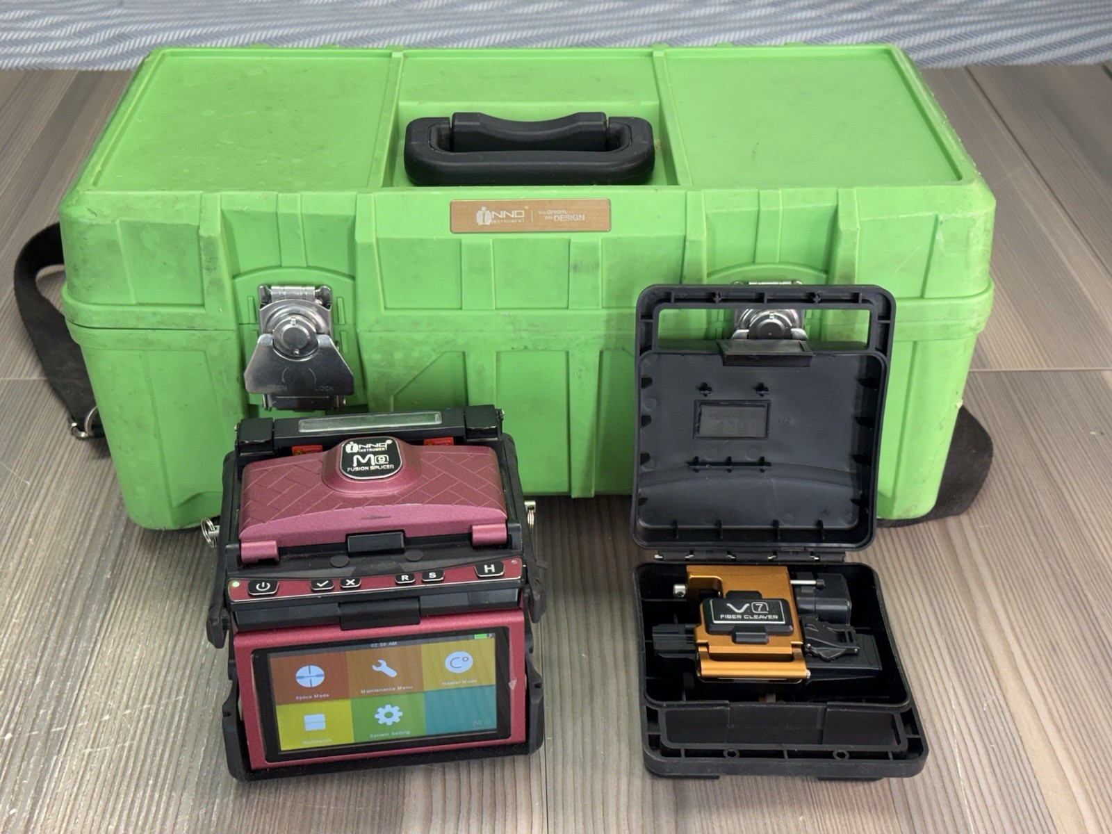 INNO Instrument M9 Fusion Splicer with V7 Cleaver - 3554 Total Arcs .