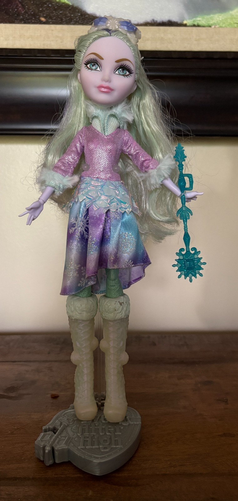 Mattel Ever After High Crystal Winter Epic Winter Fashion Doll