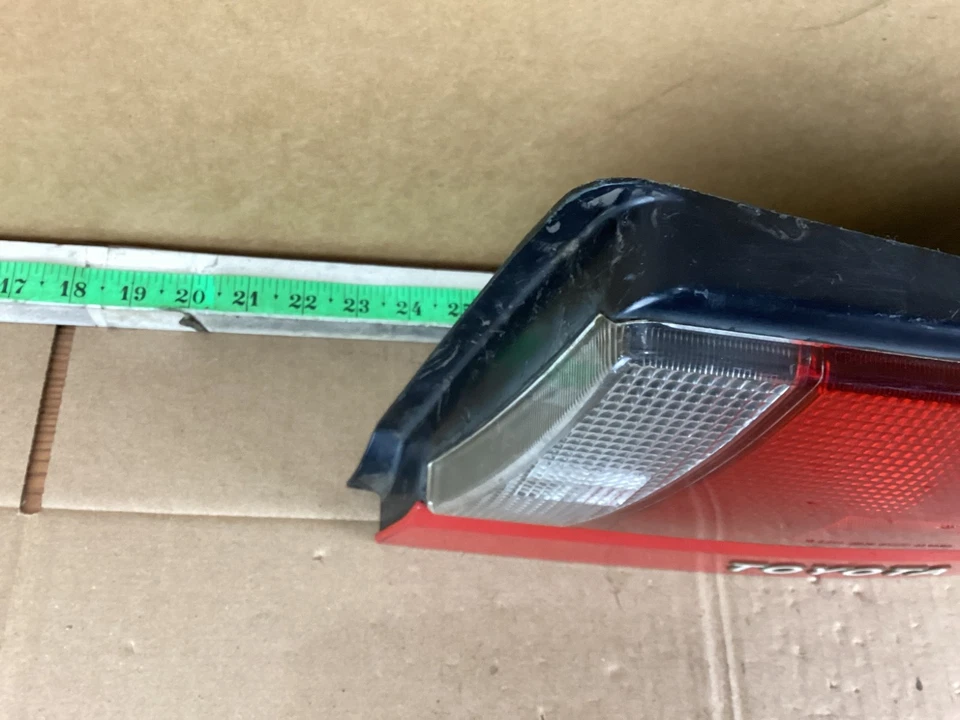 Luz trasera derecha pasajero Toyota Tercel 1991-1994 OEM Foto 4 de 4