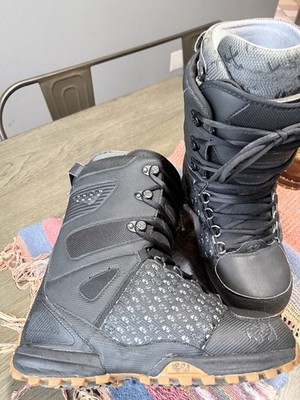 thirty two lashed snowboard boots Size 12