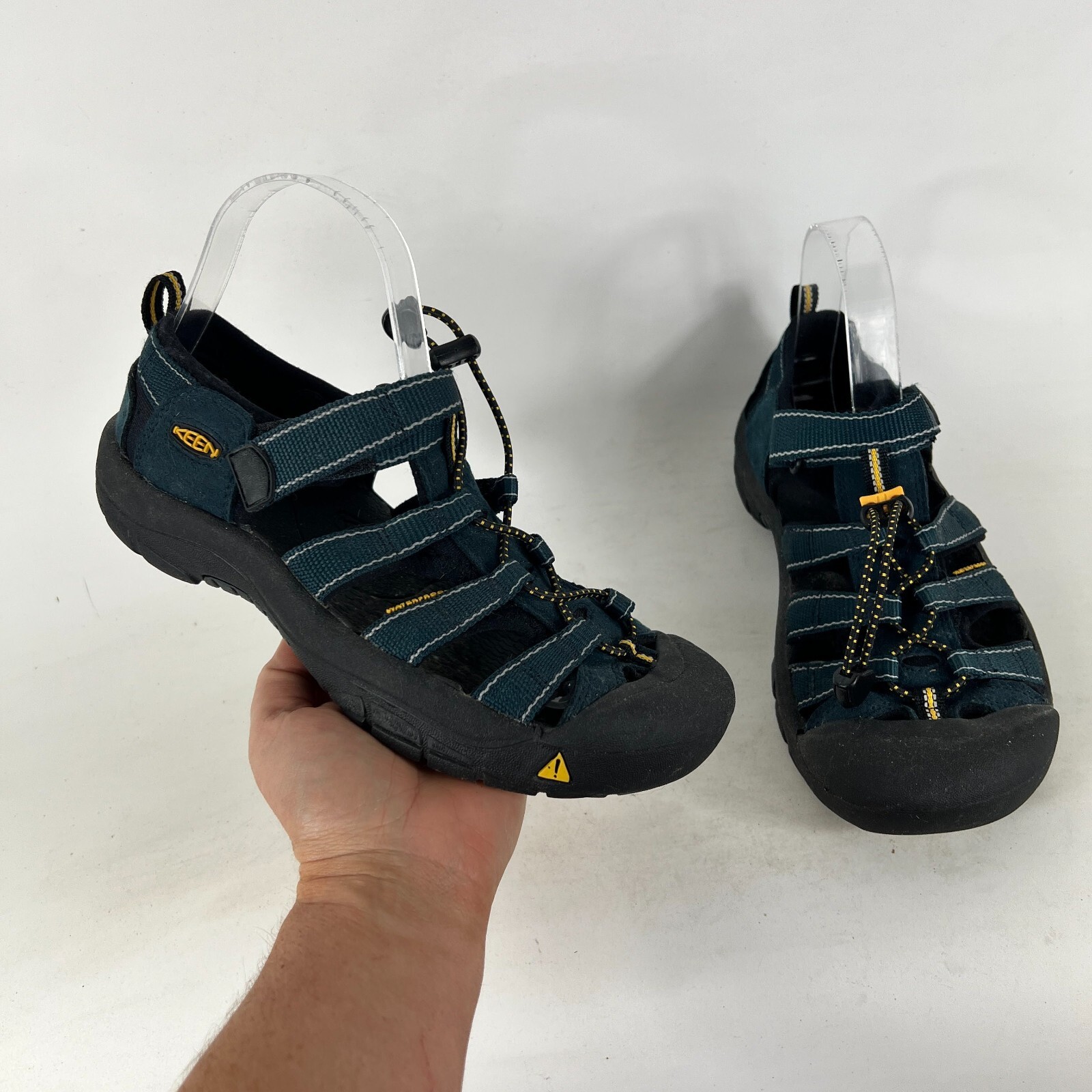 KEEN Newport H2 Comfort Sandals Mens Green Black Adjustable