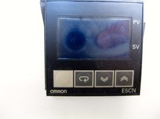 Omron E5CN-R2TC Digital Temperature Controller Panel Mount Japan