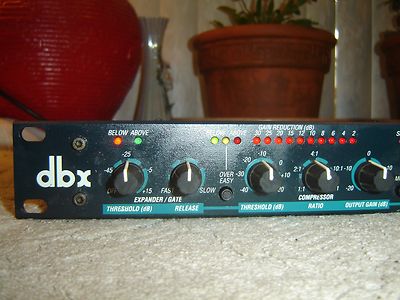 dbx コンプレッサー COMPRESSOR LIMITR 166A DBX 166A - 2 Channel Compressor Limiter Rack Mountable Japan Used