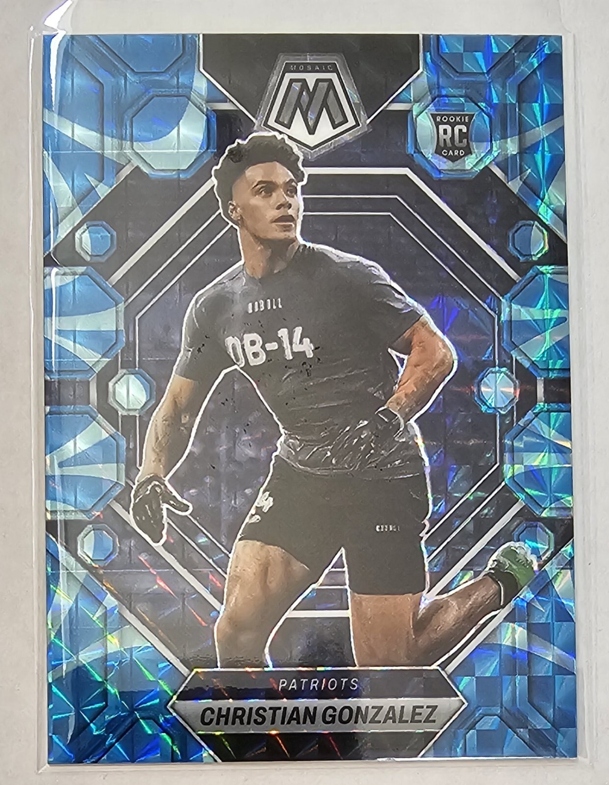 2023 Panini Mosaic Christian Gonzalez RC #300 Reactive Blue Prizm