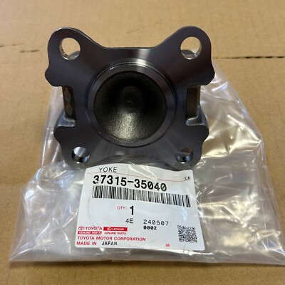 NEW】TOYOTA Genuine CELICA Universal Joint Flange Yoke 37315-35040
