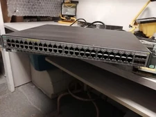 1X HP J9984A OfficeConnect 1820 48-Port Gigabit Ethernet PoE Switch