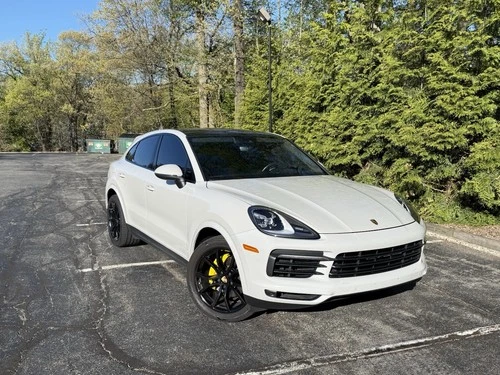 2020 Porsche Cayenne COUPE Image 1 of 2