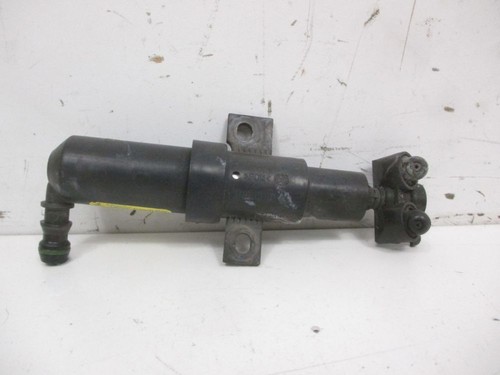 Wischwasserdüse SRA Scheinwerfer Xenon rechts passt für VW  PASSAT VARIANT (3C5)